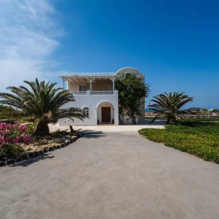 Luxury Oia (Santorini)