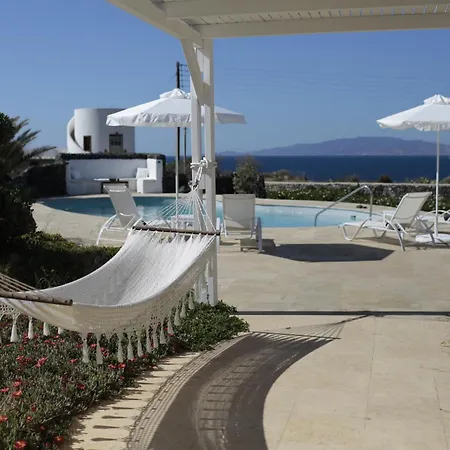 Luxury * Oia (Santorini)